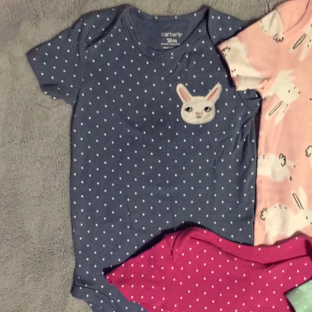 Carters set of 5 onesies, NWT, 18 month - Picture 2 of 7
